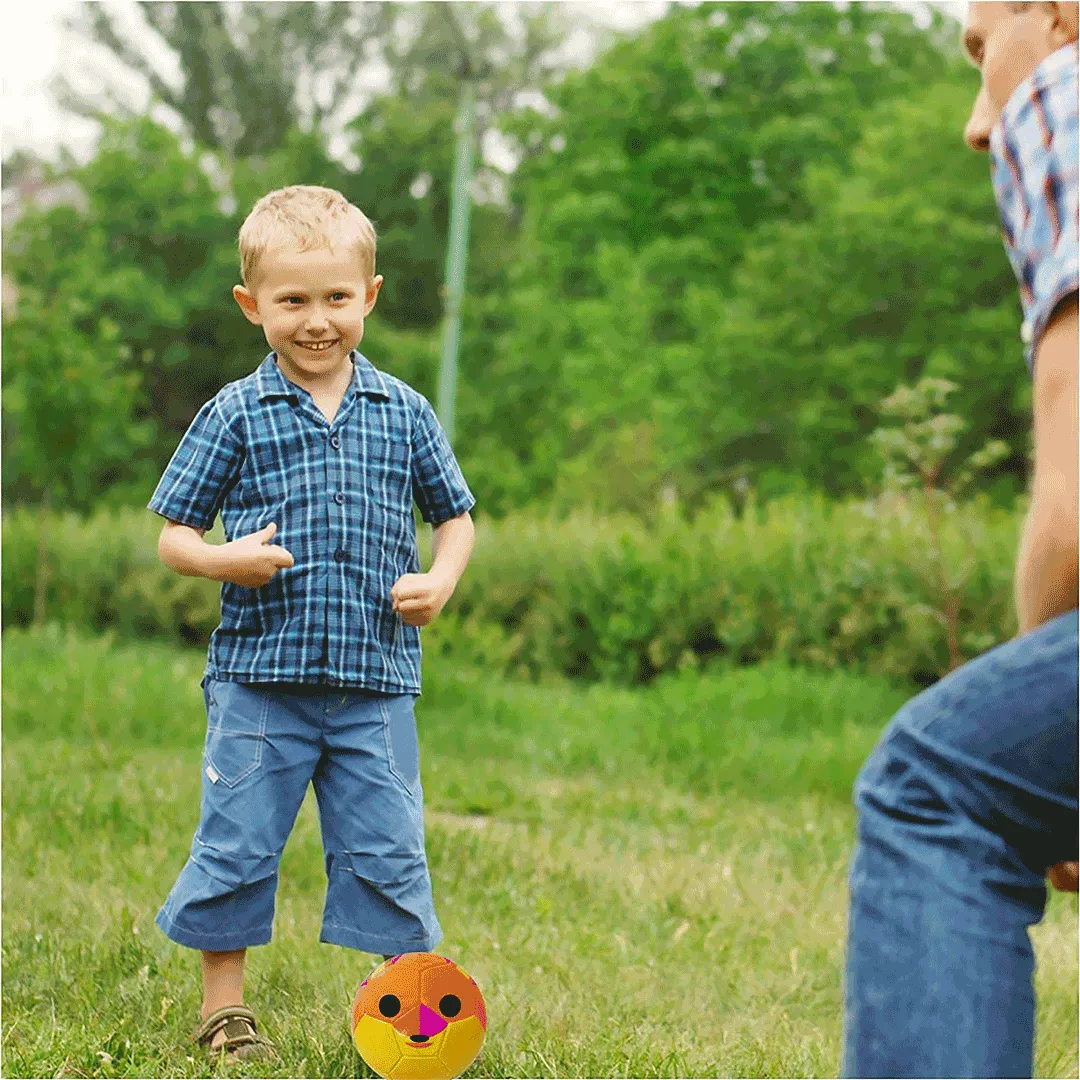 Synco Kids Football | Best Indoor/ Outdoor Game| Kids football| Educational Toy | Gift for Kids | Size-3 (Fox Football)